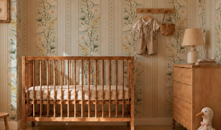 How to Choose Nursery Wallpaper: A Guide